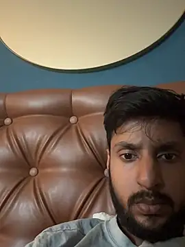dhruv9413 online show from May 22, 4:45 pm