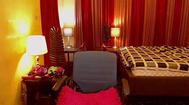 YourDreamPinayPie online show from February 19, 10:42 pm