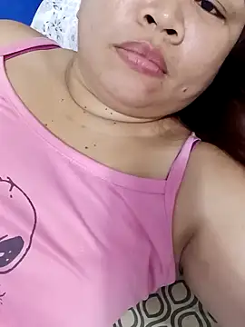 XXLorie 02 online show from March 9, 10:52 am