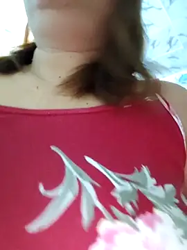 XXLorie 02 online show from May 10, 1:49 pm