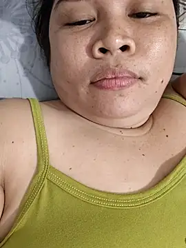 XXLorie 02 online show from May 14, 12:23 pm