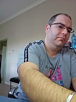 Snapshot of Andrew1900529 chatting on January 28, 12:22 pm Andrew1900529 online show from January 28, 12:22 pm