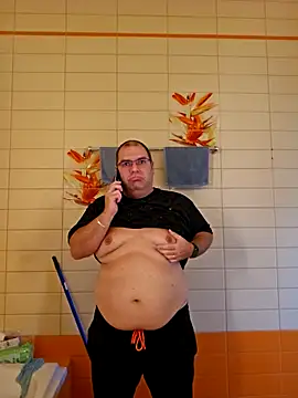 Snapshot of Andrew1900529 chatting on September 29, 7:13 am Andrew1900529 online show from September 29, 7:13 am