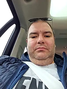 Snapshot of Andrew1900529 chatting on October 8, 12:36 pm Andrew1900529 online show from October 8, 12:36 pm