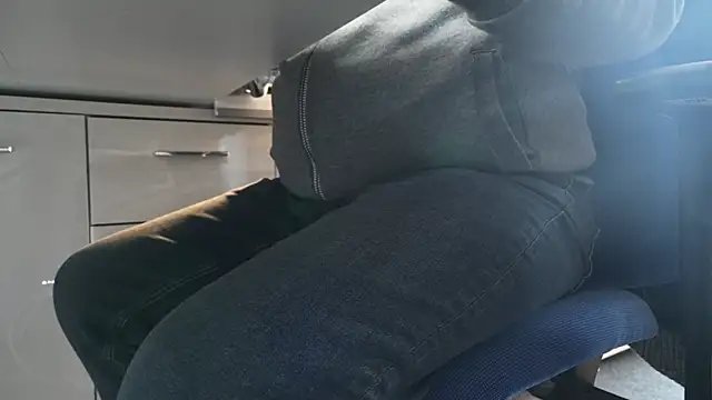 NylonHype online show from January 7, 2:51 pm