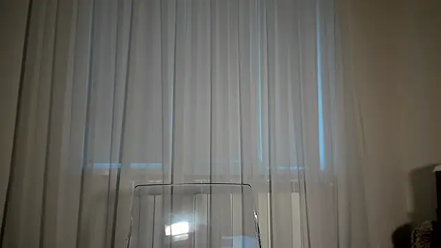 Snapshot of BrianaDiamondXXX chatting on December 19, 12:45 pm BrianaDiamondXXX online show from December 19, 12:45 pm