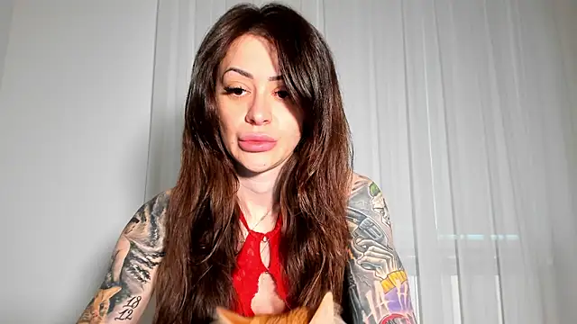 Snapshot of BrianaDiamondXXX chatting on September 24, 11:24 am BrianaDiamondXXX online show from September 24, 11:24 am