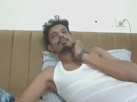 Snapshot of Talha266 chatting on May 29, 6:50 pm Talha266 online show from May 29, 6:50 pm