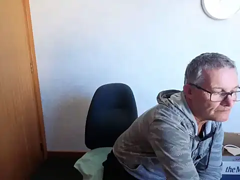 bigballnz online show from April 27, 9:35 pm