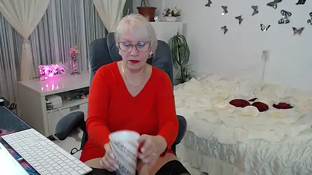 Snapshot of Ghertrude52 chatting on October 4, 3:26 am Ghertrude52 online show from October 4, 3:26 am