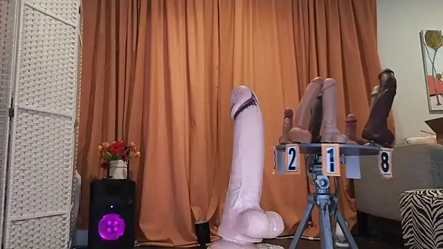 Snapshot of Foglove69 chatting on November 11, 5:24 pm Foglove69 online show from November 11, 5:24 pm