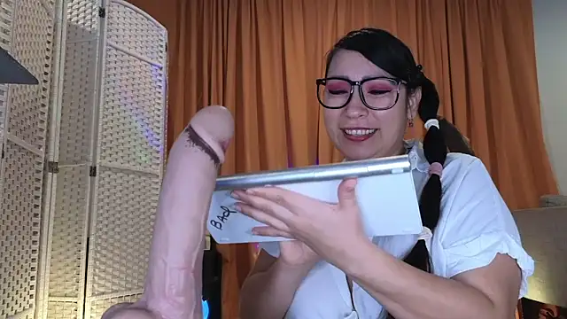 Snapshot of Foglove69 chatting on November 13, 8:08 pm Foglove69 online show from November 13, 8:08 pm