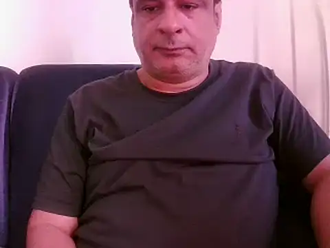 Snapshot of desipapaxxx chatting on February 4, 11:49 am desipapaxxx online show from February 4, 11:49 am