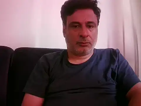 Snapshot of desipapaxxx chatting on February 7, 8:55 am desipapaxxx online show from February 7, 8:55 am