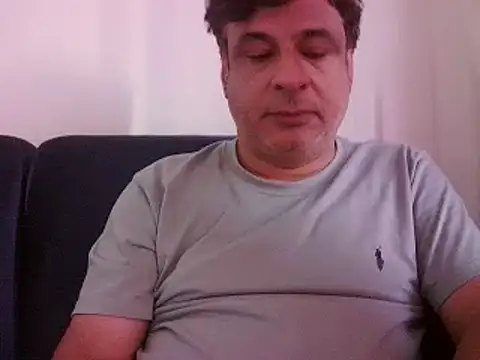 Snapshot of desipapaxxx chatting on February 19, 3:17 am desipapaxxx online show from February 19, 3:17 am