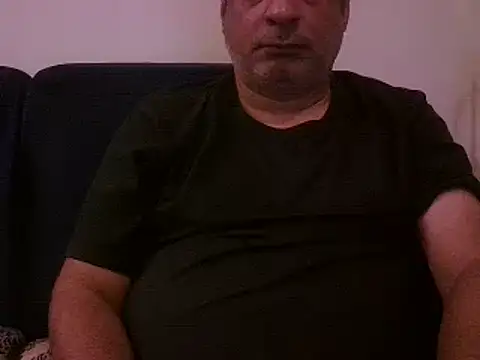 Snapshot of desipapaxxx chatting on February 23, 7:28 pm desipapaxxx online show from February 23, 7:28 pm