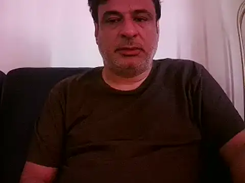 Snapshot of desipapaxxx chatting on March 1, 4:47 am desipapaxxx online show from March 1, 4:47 am