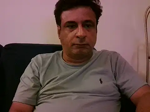 Snapshot of desipapaxxx chatting on March 2, 7:45 pm desipapaxxx online show from March 2, 7:45 pm