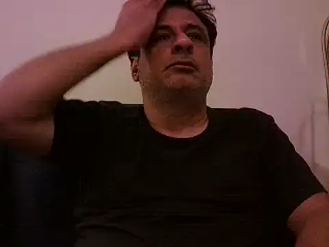 Snapshot of desipapaxxx chatting on March 4, 7:01 pm desipapaxxx online show from March 4, 7:01 pm