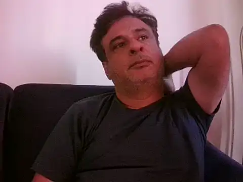 Snapshot of desipapaxxx chatting on March 10, 6:49 am desipapaxxx online show from March 10, 6:49 am