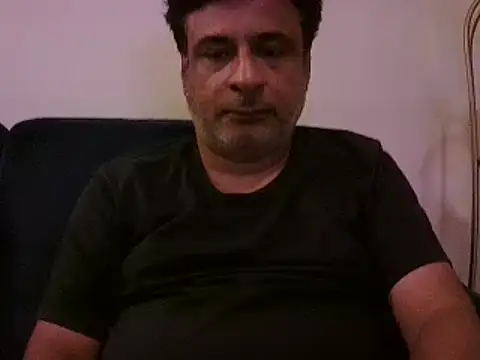 Snapshot of desipapaxxx chatting on March 10, 4:46 pm desipapaxxx online show from March 10, 4:46 pm