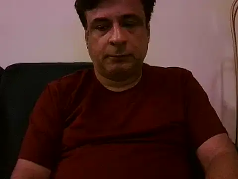 Snapshot of desipapaxxx chatting on March 12, 6:00 pm desipapaxxx online show from March 12, 6:00 pm