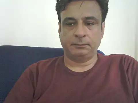 Snapshot of desipapaxxx chatting on October 10, 8:57 am desipapaxxx online show from October 10, 8:57 am