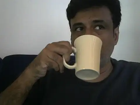 Snapshot of desipapaxxx chatting on October 17, 9:56 am desipapaxxx online show from October 17, 9:56 am