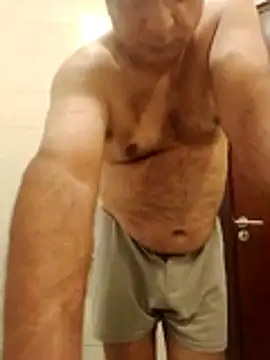 Snapshot of desipapaxxx chatting on October 18, 9:15 pm desipapaxxx online show from October 18, 9:15 pm