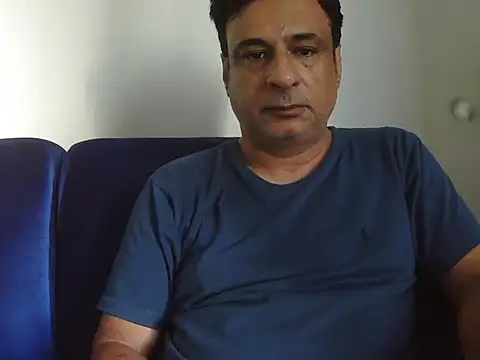 Snapshot of desipapaxxx chatting on November 14, 3:05 am desipapaxxx online show from November 14, 3:05 am