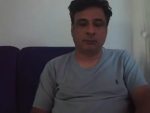 Snapshot of desipapaxxx chatting on November 22, 7:18 am desipapaxxx online show from November 22, 7:18 am