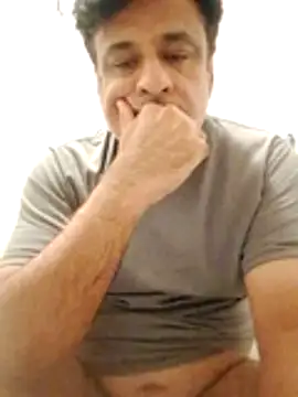 Snapshot of desipapaxxx chatting on November 24, 5:56 pm desipapaxxx online show from November 24, 5:56 pm