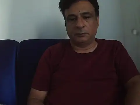 Snapshot of desipapaxxx chatting on December 5, 3:04 am desipapaxxx online show from December 5, 3:04 am