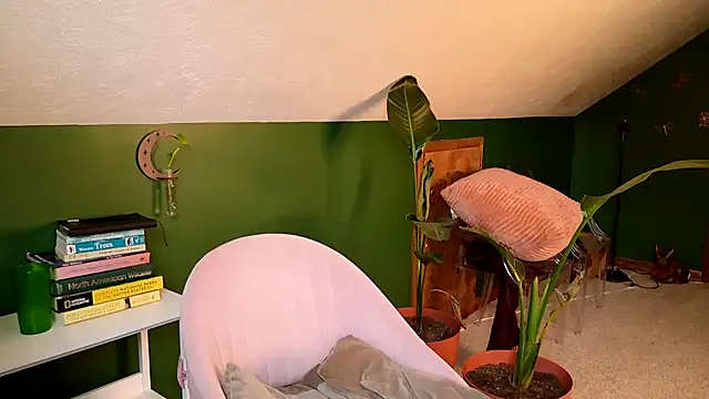 naturestwisted online show from March 7, 6:33 pm