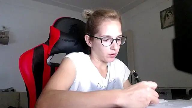 SexxyLety online show from October 15, 8:09 pm