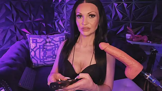 NatashaxoBangs online show from May 16, 12:07 am