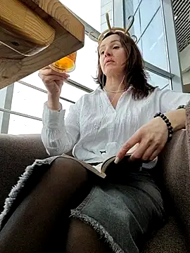 EvaXOAir online show from March 3, 6:08 am