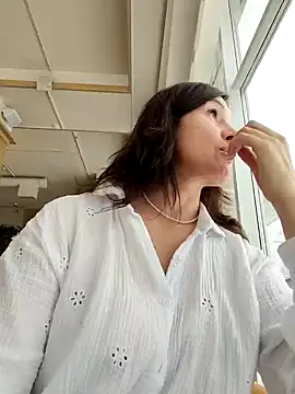 EvaXOAir online show from March 13, 5:25 am