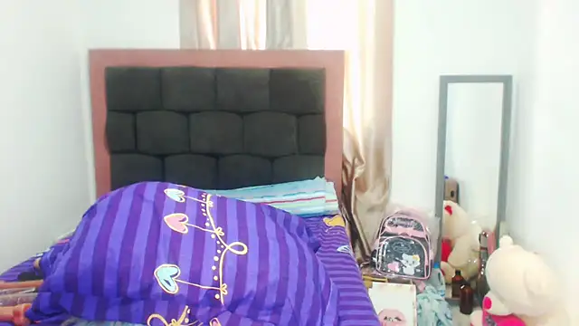 Snapshot of ValenSex chatting on September 12, 2:28 pm ValenSex online show from September 12, 2:28 pm