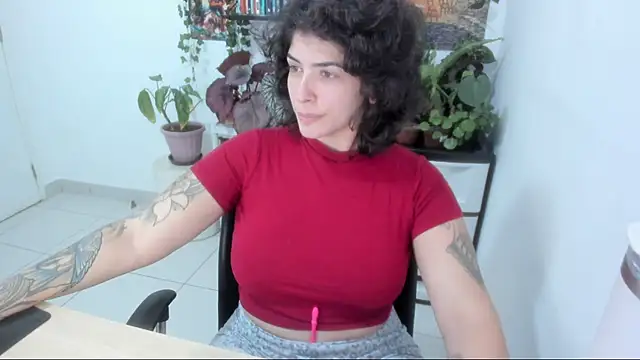 Snapshot of TaliMajesty chatting on September 17, 8:32 pm TaliMajesty online show from September 17, 8:32 pm