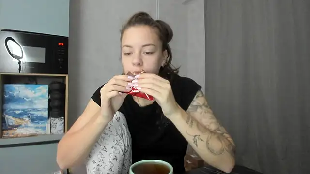 why again me online show from November 21, 3:44 pm