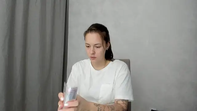 why again me online show from February 11, 9:09 pm