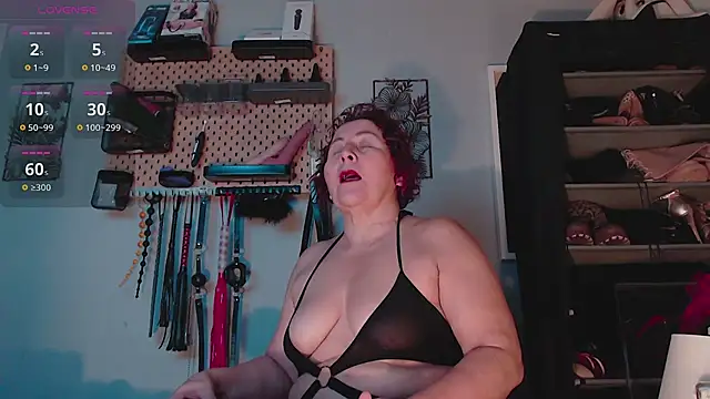 Snapshot of barbarah_ chatting on February 21, 7:56 am barbarah online show from February 21, 7:56 am