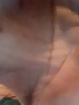 19chubbylover81 online show from January 9, 4:04 am