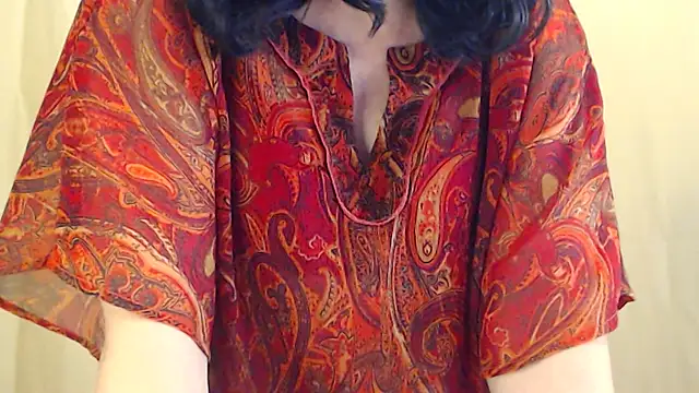 Snapshot of Fun4tipz chatting on February 2, 6:37 am Fun4tipz online show from February 2, 6:37 am