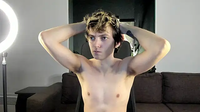 Snapshot of pjatteryd chatting on March 1, 12:01 pm pjatteryd online show from March 1, 12:01 pm