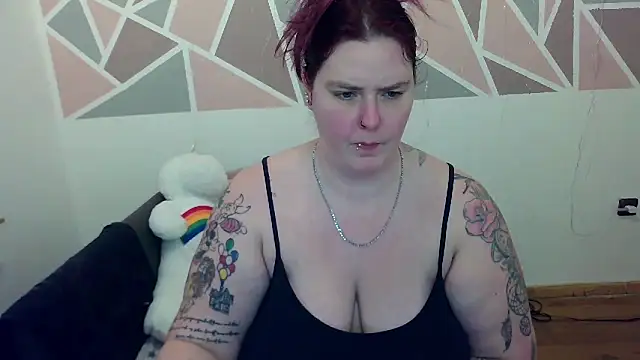 Snapshot of JoyceKyra91 chatting on February 13, 4:50 pm JoyceKyra91 online show from February 13, 4:50 pm