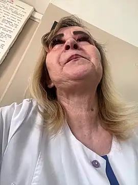 Irina2909xh online show from March 20, 12:00 pm