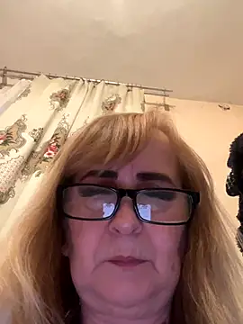 Irina2909xh online show from October 18, 10:10 pm