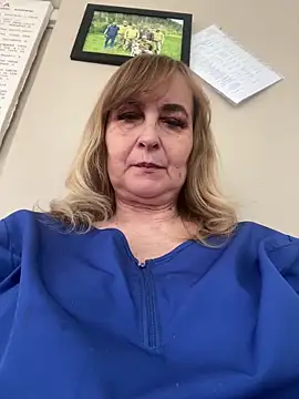 Irina2909xh online show from March 26, 11:27 am